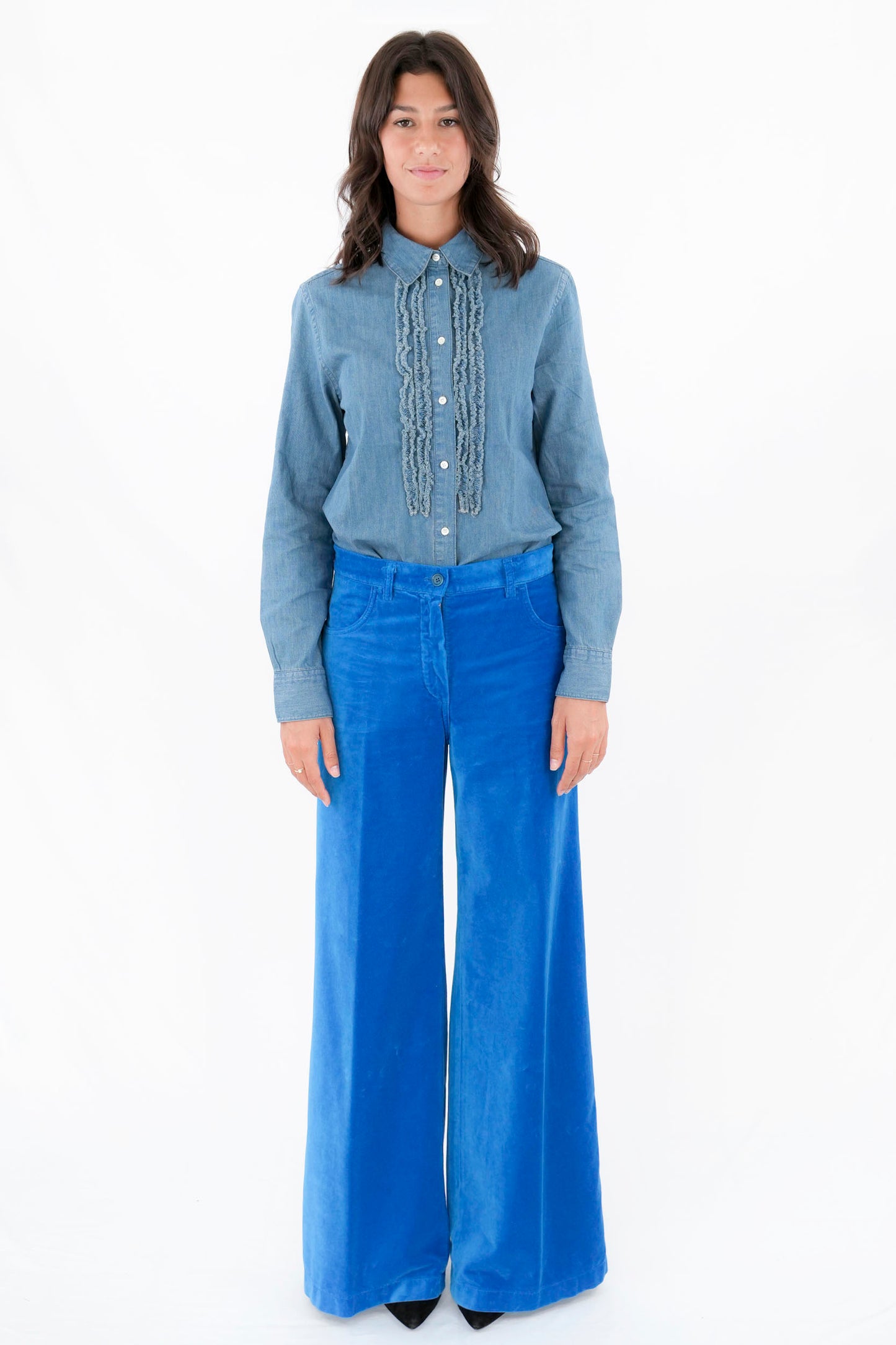 Camicia in denim chiaro con rouches