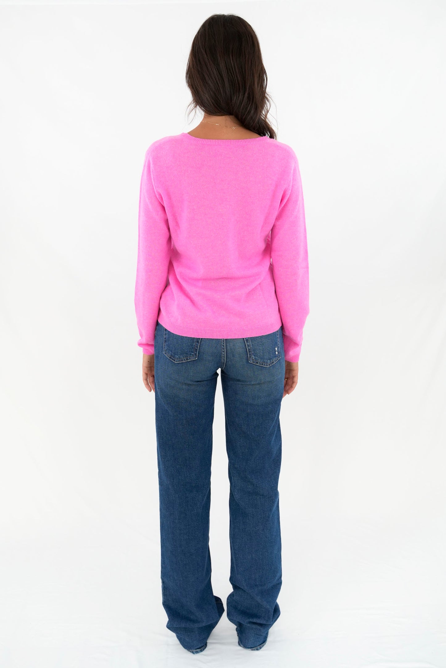 Pullover slim scollo a V