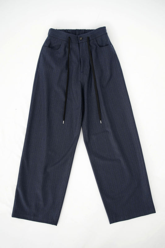 Pantalone tipo jogging blu rigato con elastico dietro e coulisse