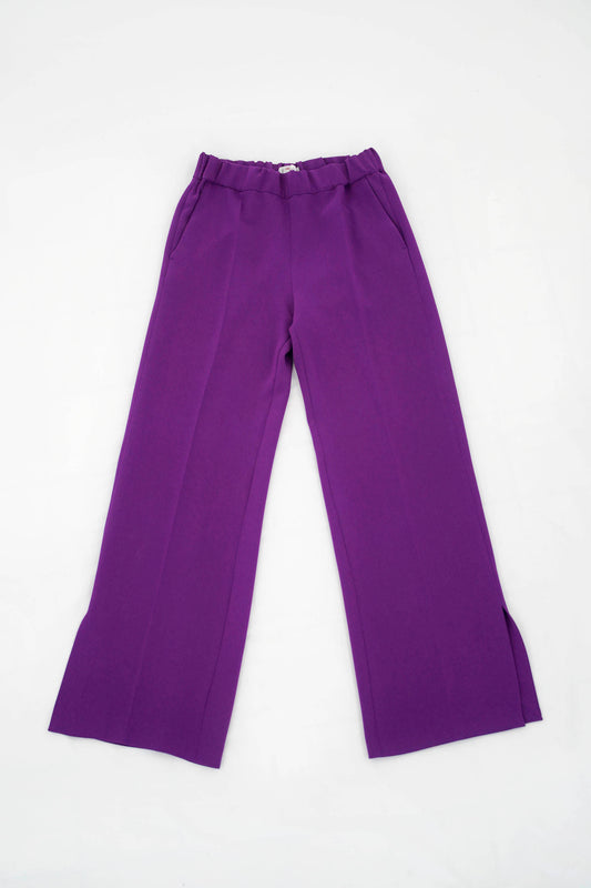 Pantalone a gamba dritta con spacco laterale