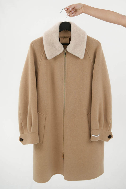 Cappotto cammello misto lana con cintura e colletto removibile