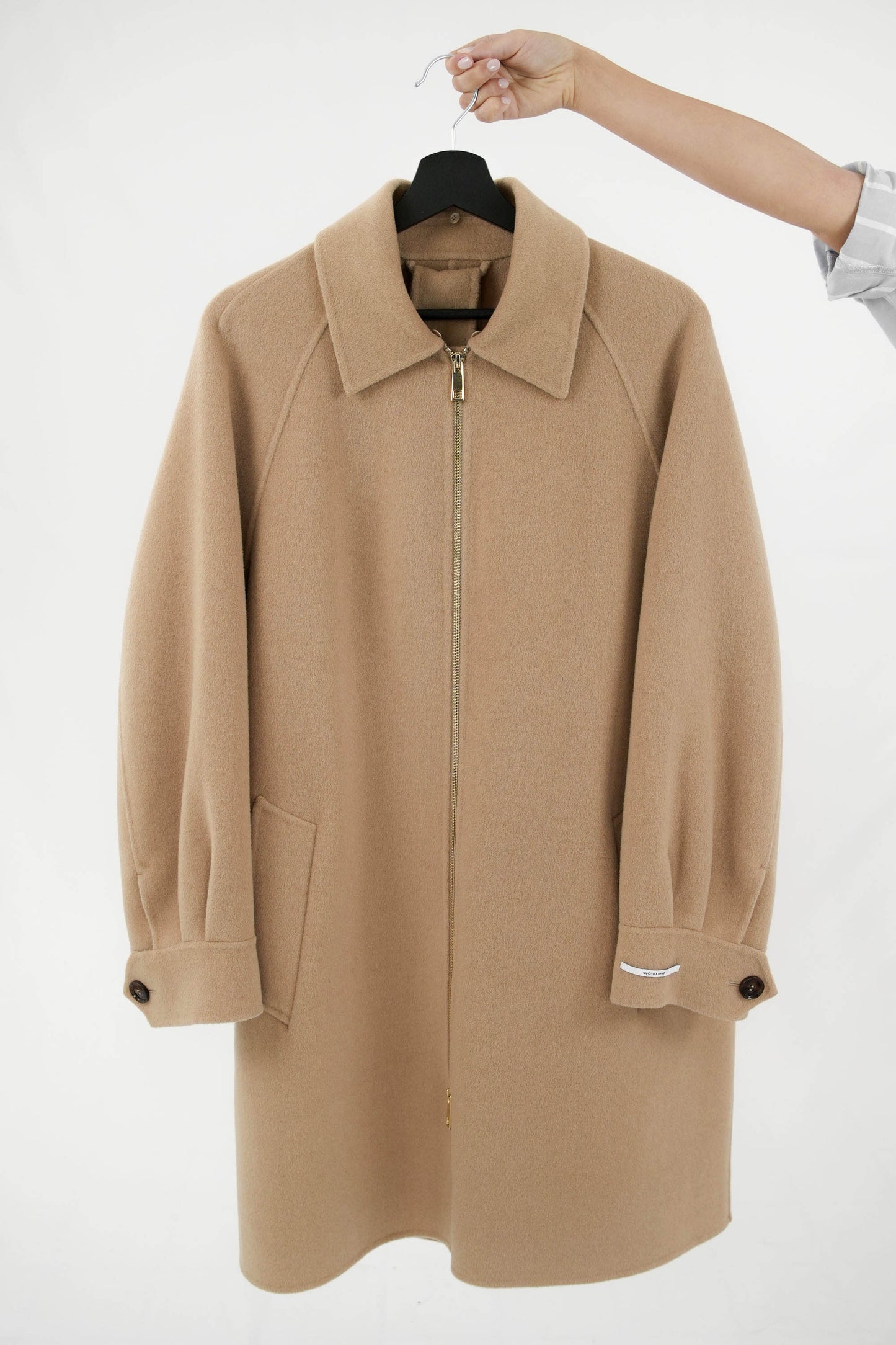 Cappotto cammello misto lana con cintura e colletto removibile