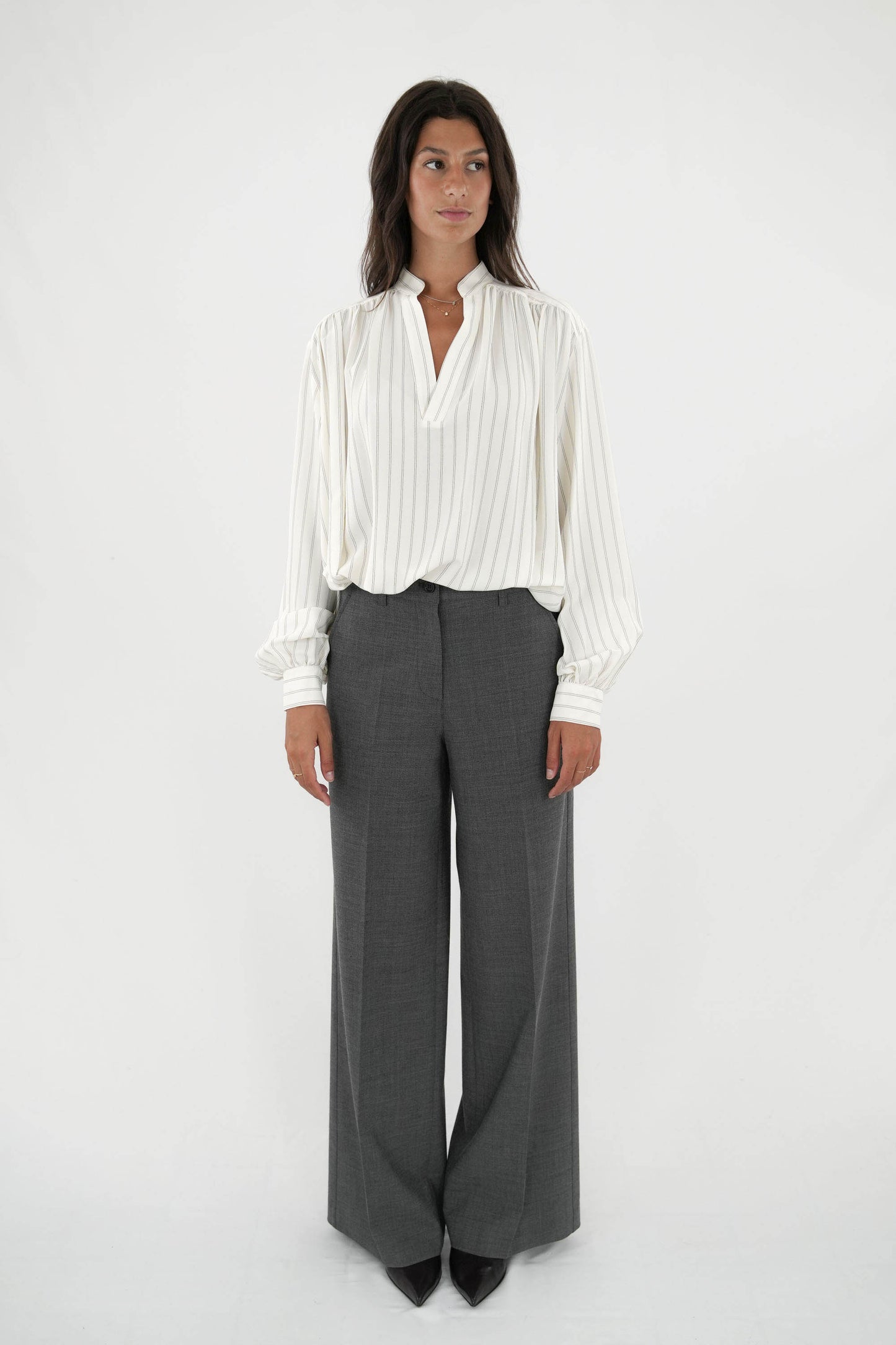 Camicia in misto seta scollo a V