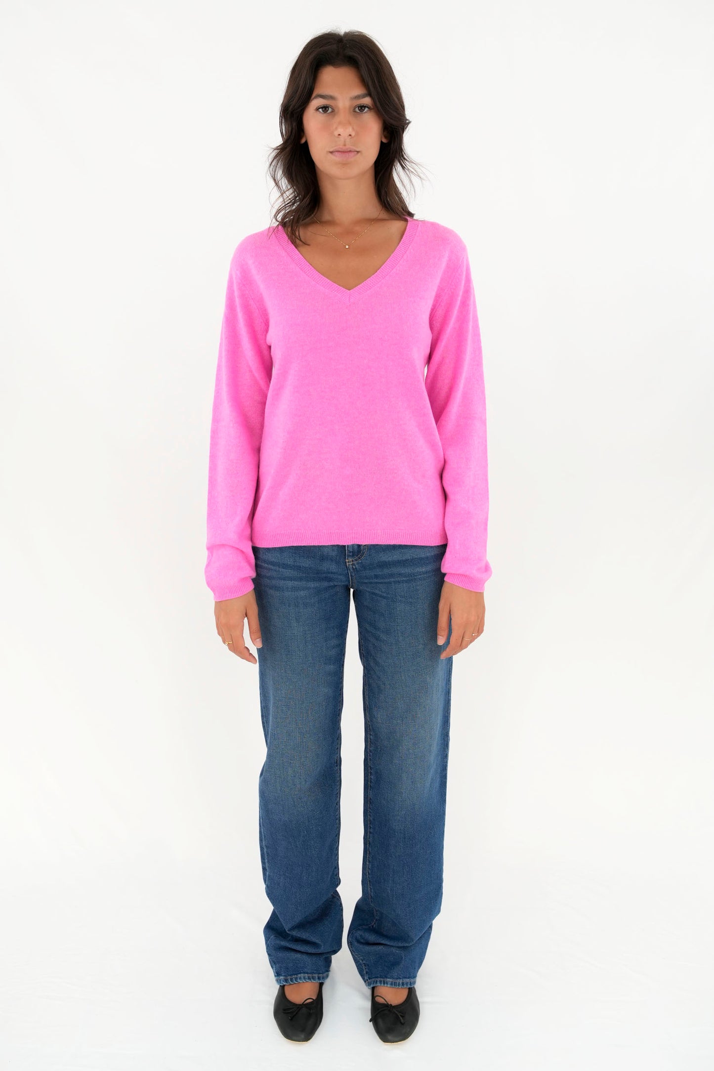 Pullover slim scollo a V