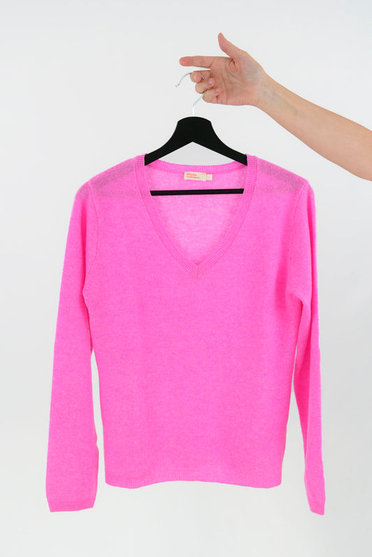 Pullover slim scollo a V